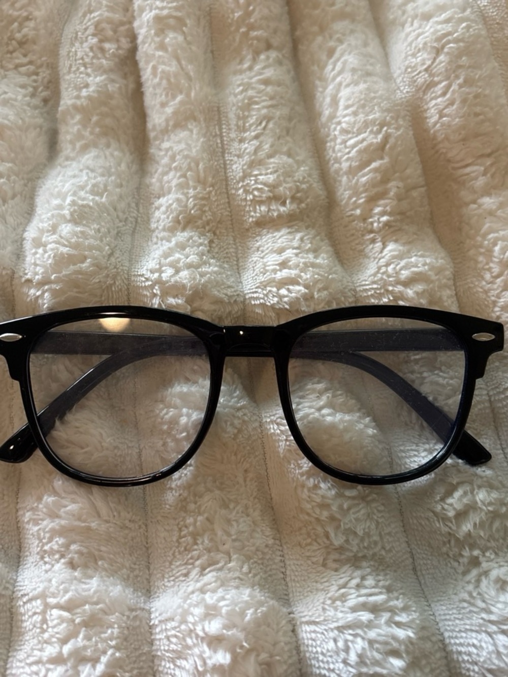 Classic Black Round Eyeglasses Frame - Black